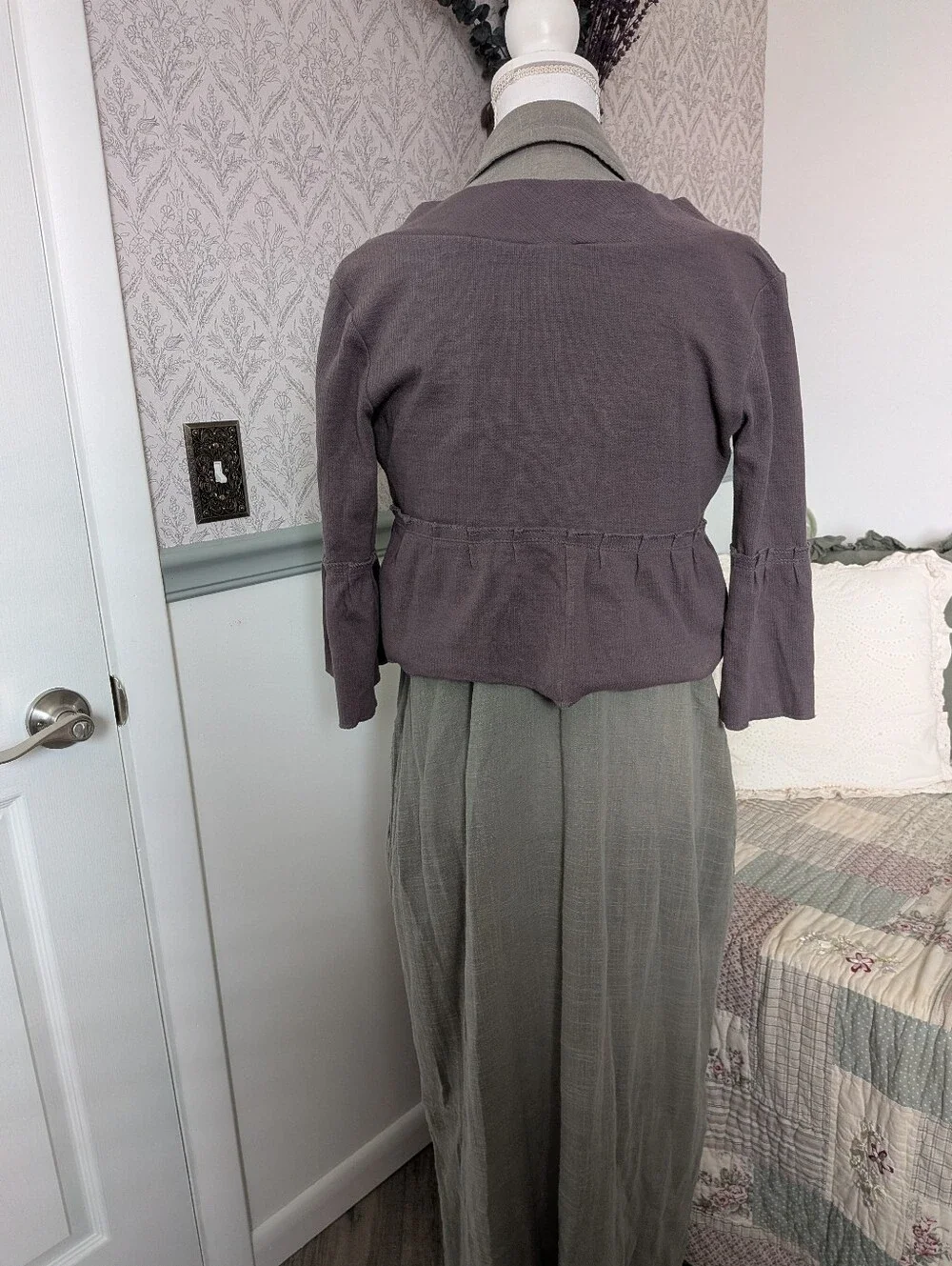 Sustainable Collective by Convoy Organic Cotton Peplum Cardigan L Gray Purple